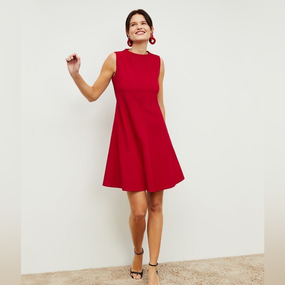 Red dress, 8